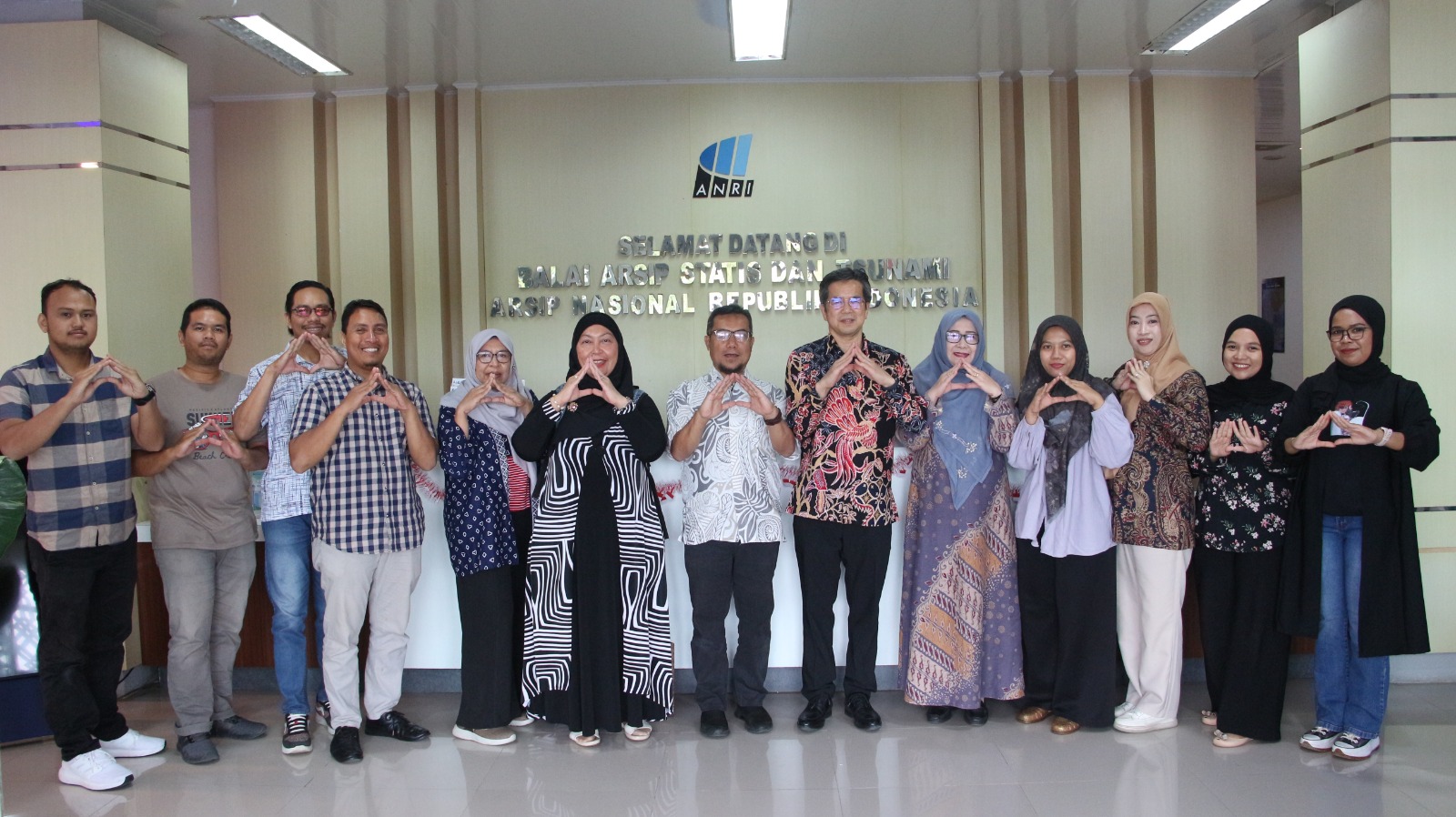 Konsul Jenderal Jepang Medan Kunjungi Balai Arsip Statis dan Tsunami