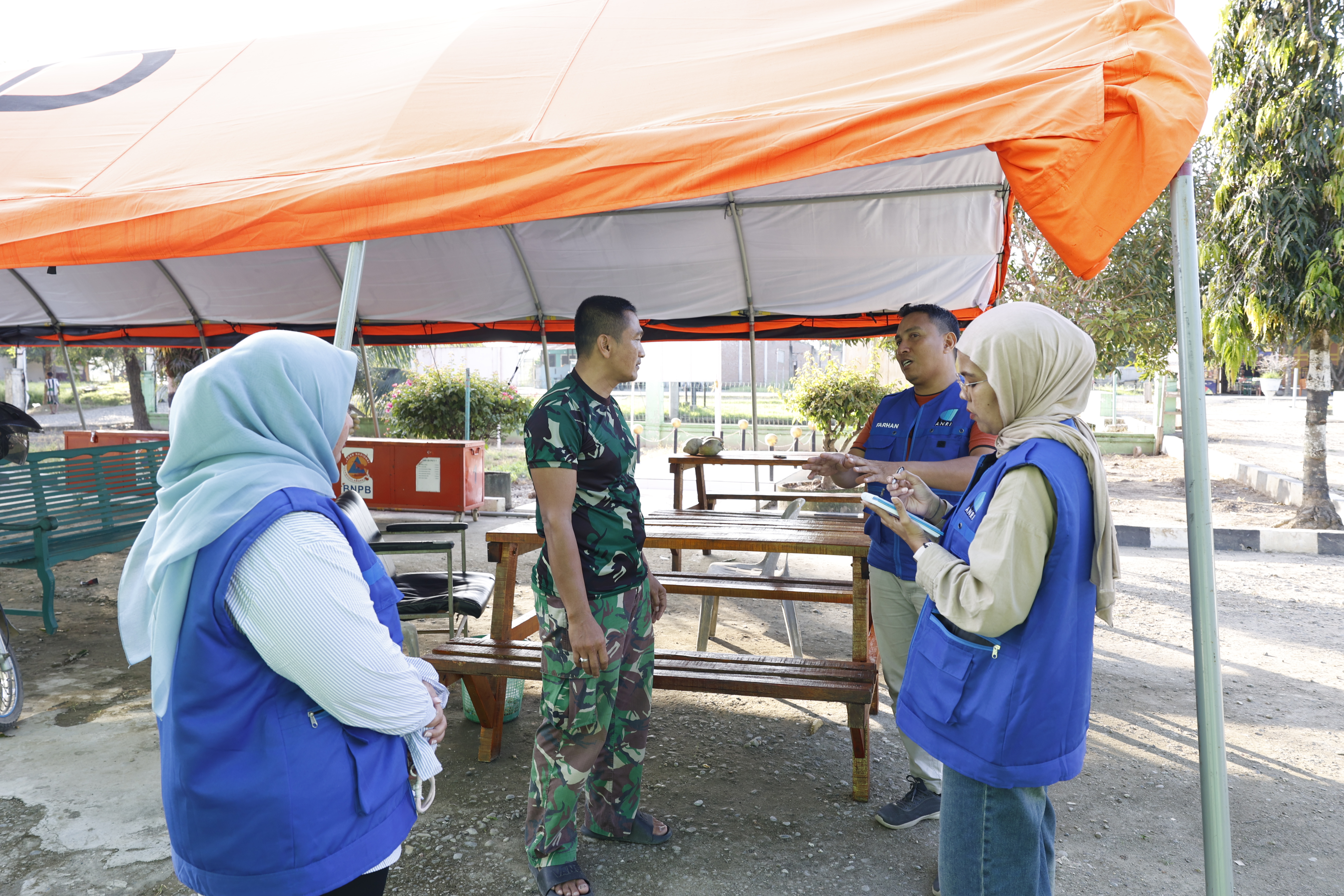 ANRI Berikan Bimbingan Restorasi Arsip Terendam Banjir di SD Negeri 1 Baktiya Aceh Utara