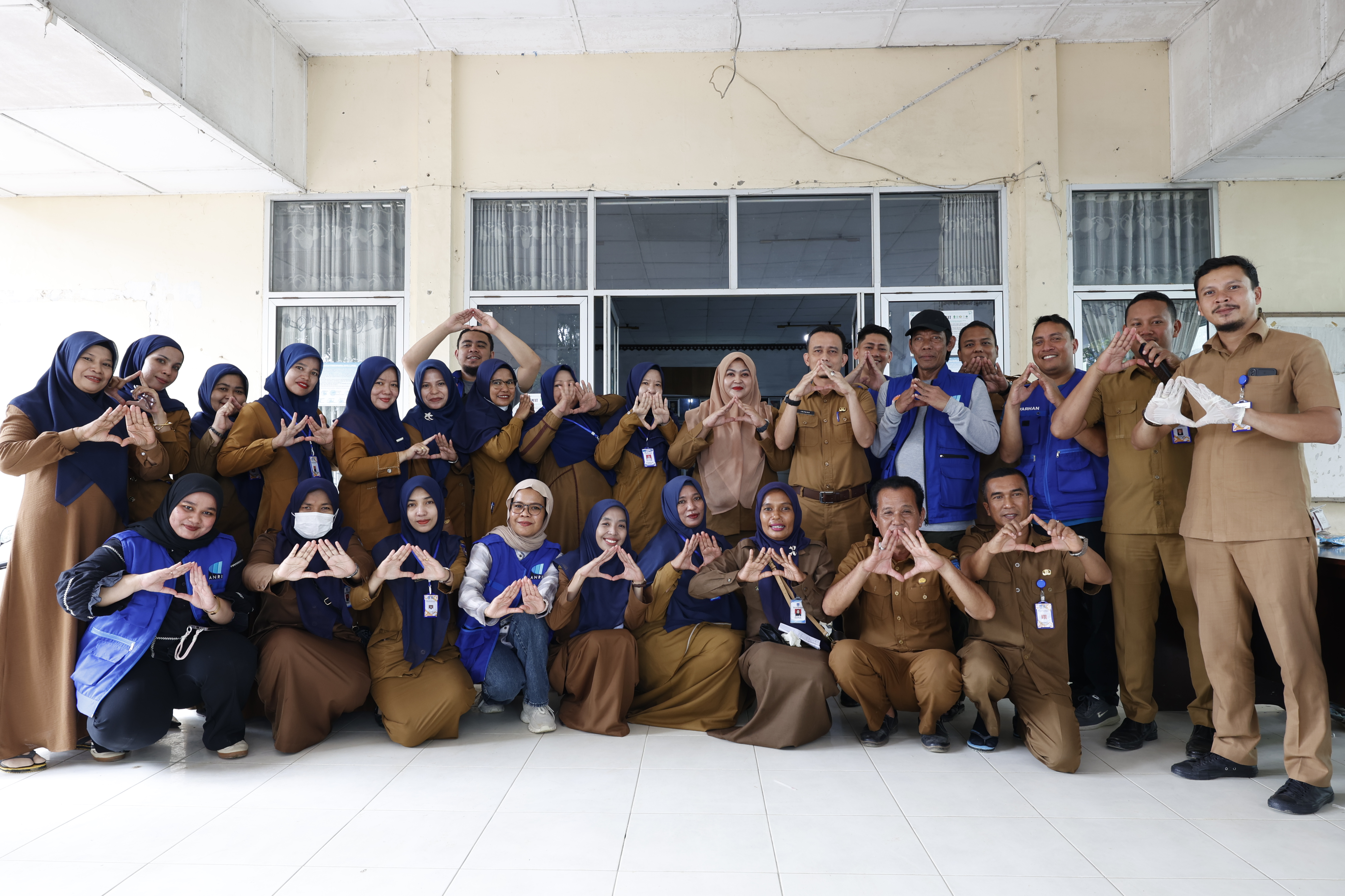 ANRI  dan Dispusip Kota Langsa Lakukan Bimbingan dan Restorasi Arsip di SD Negeri 1